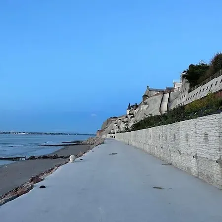 Le Mistral, Vue A 5min De Trouville Deauville