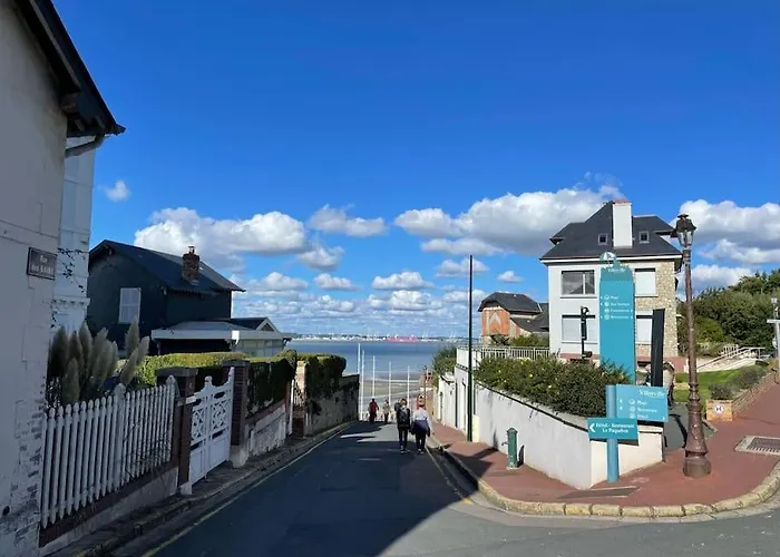 Semesterbostad Le Mistral, Vue A 5min De Trouville Deauville
